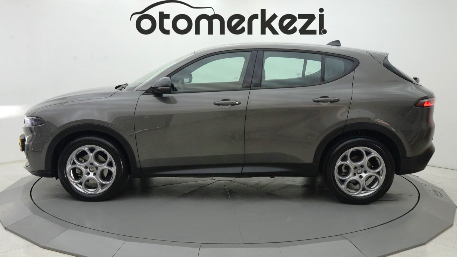 ALFA ROMEO TONALE 12